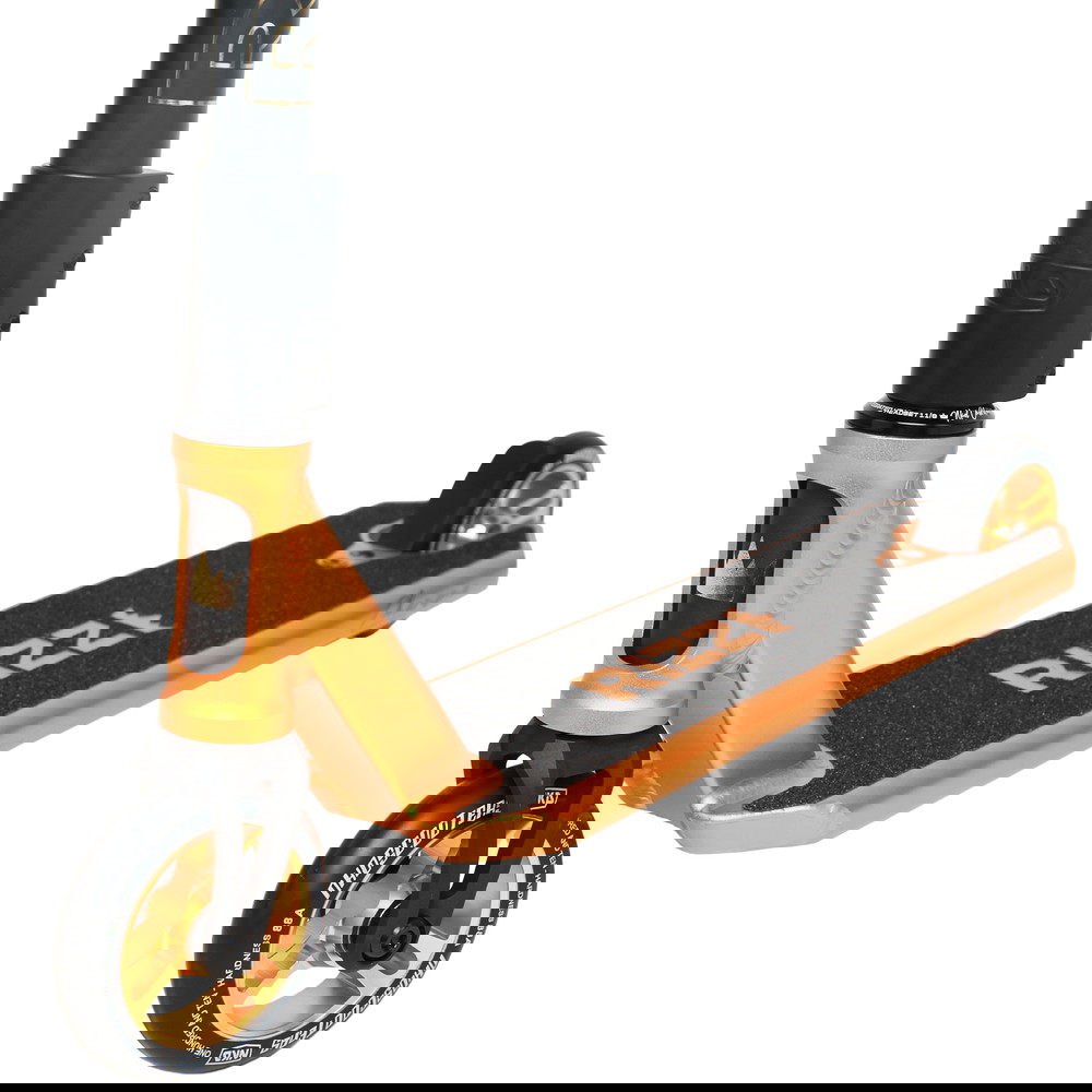 NKD RIZZ Stunt Scooter