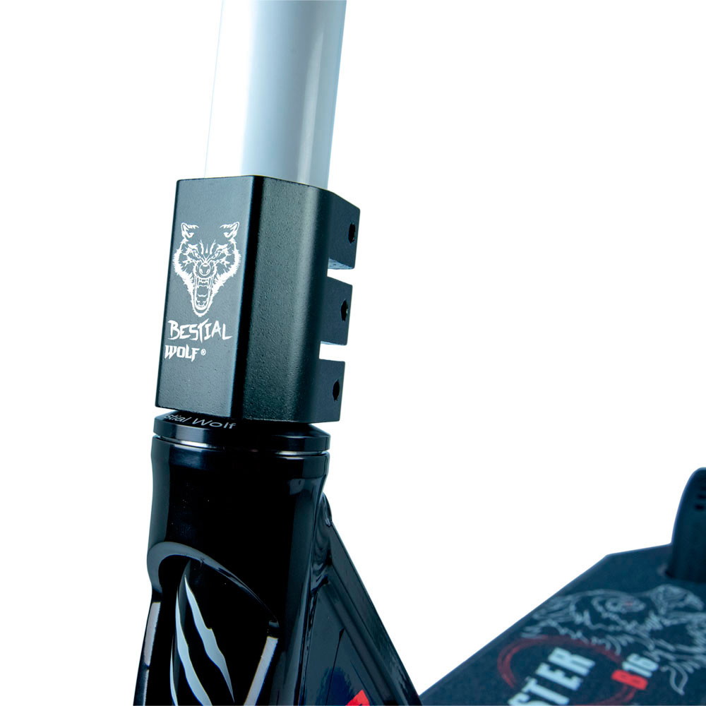 Bestial Wolf Booster B16 Stunt Scooter