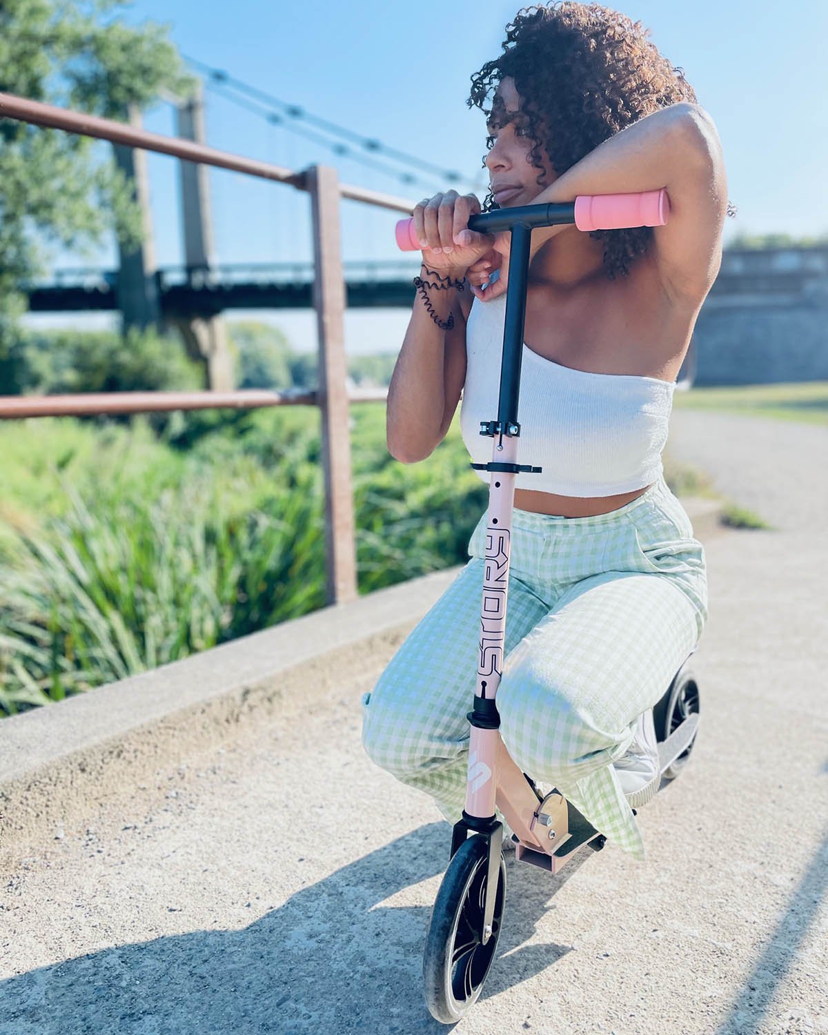 Story Lux Foldable Commuter Scooter