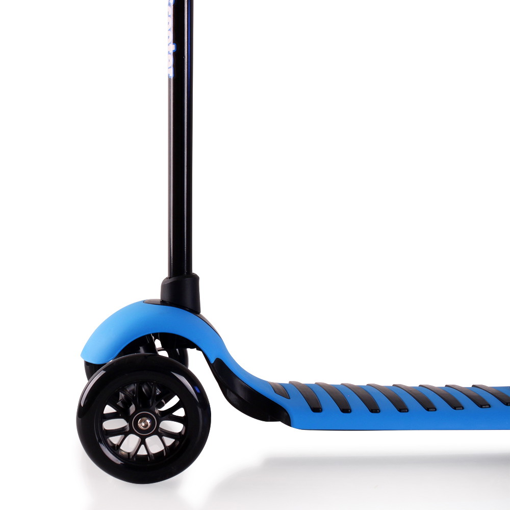 Story Blazer 3-Wheels Kids Scooter