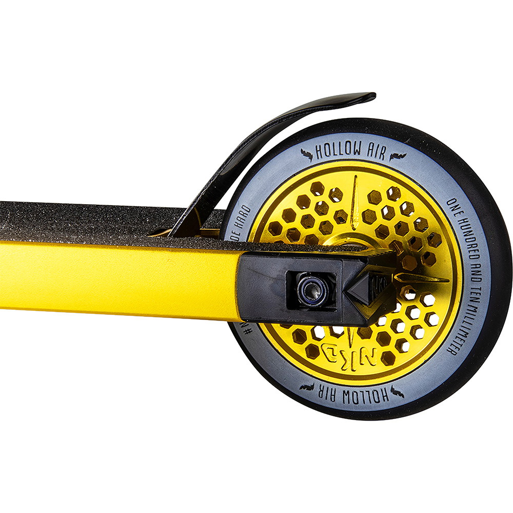NKD Turbine Stunt Scooter